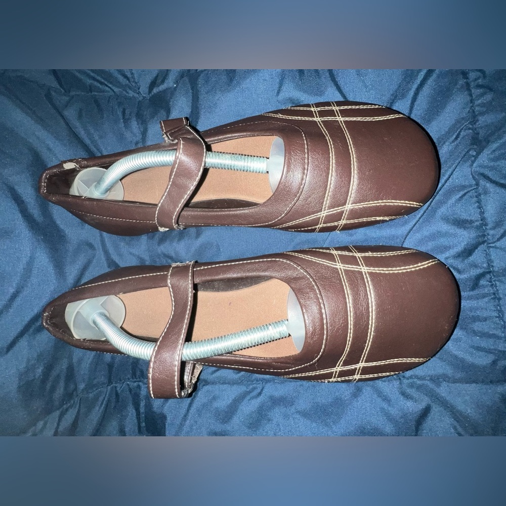 Blue Suede Shoes Brown Flat Dress Shoes Size 8